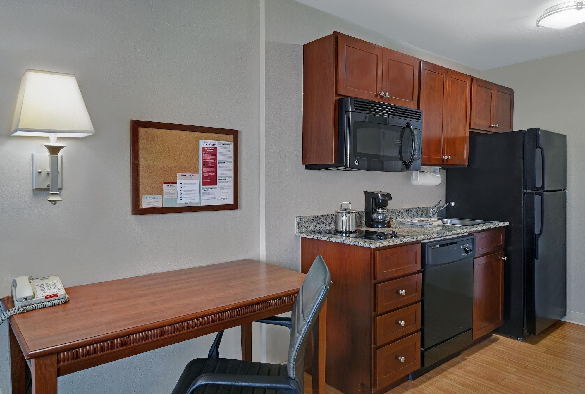 Candlewood Suites Columbia-Fort Jackson By Ihg Екстериор снимка