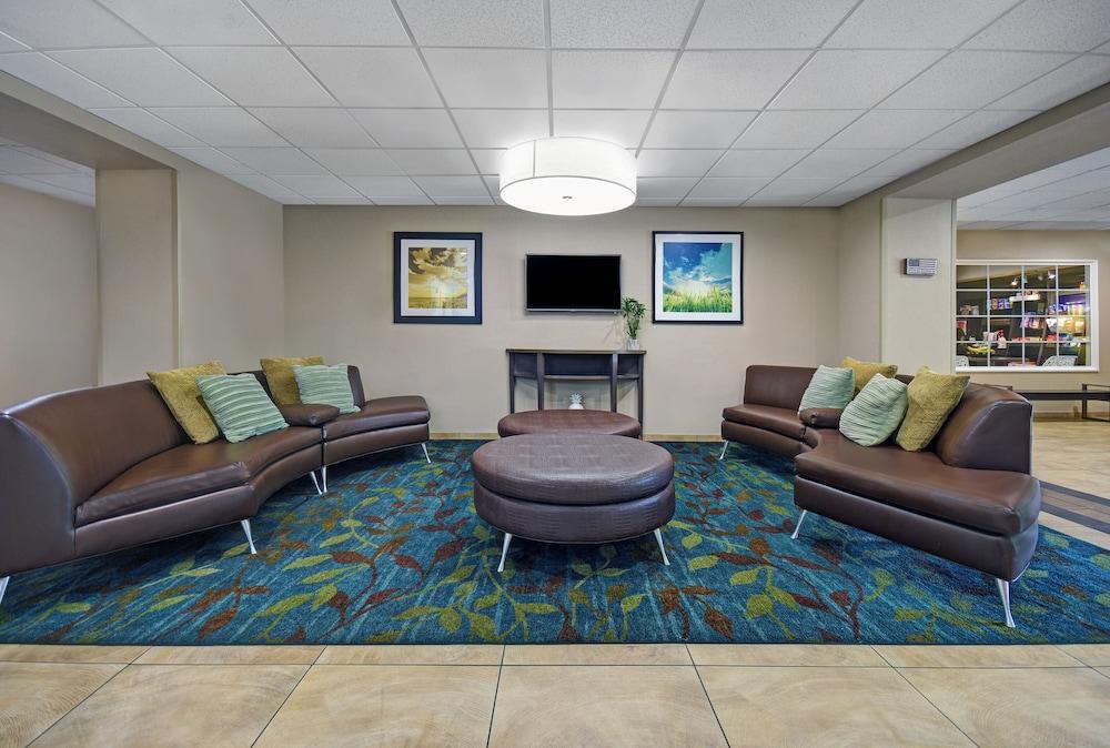 Candlewood Suites Columbia-Fort Jackson By Ihg Екстериор снимка
